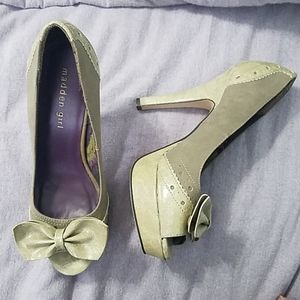 (SOLD) Madden Girl Peep Toe Pumps